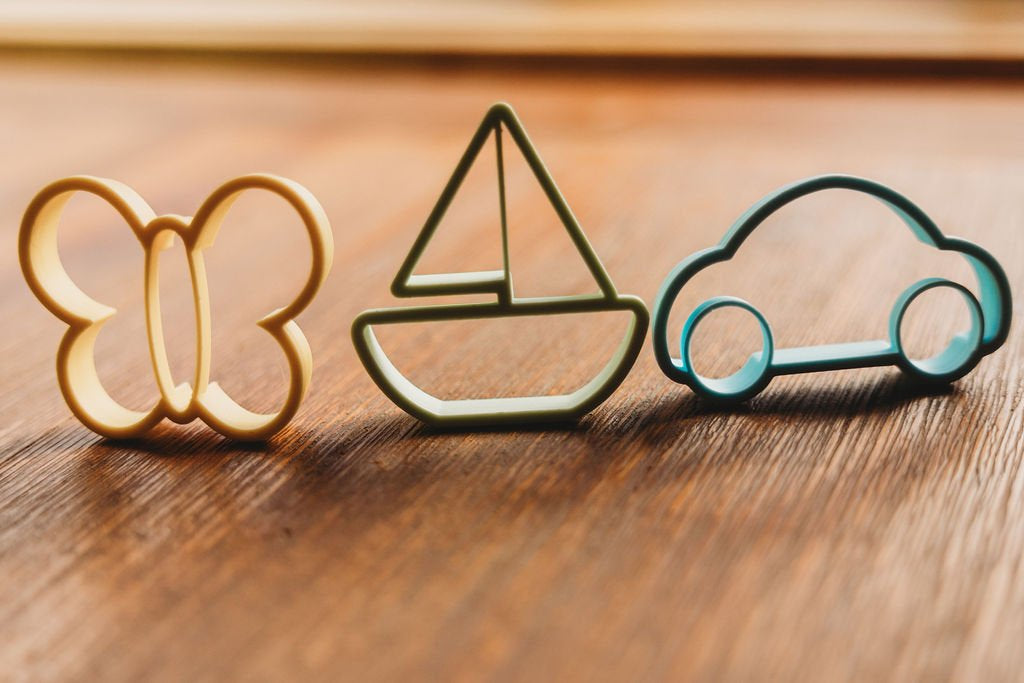 Cookie Cutter / Play Dough Cutter Set - Playdough Assorted Colour Shapes (set of 10)