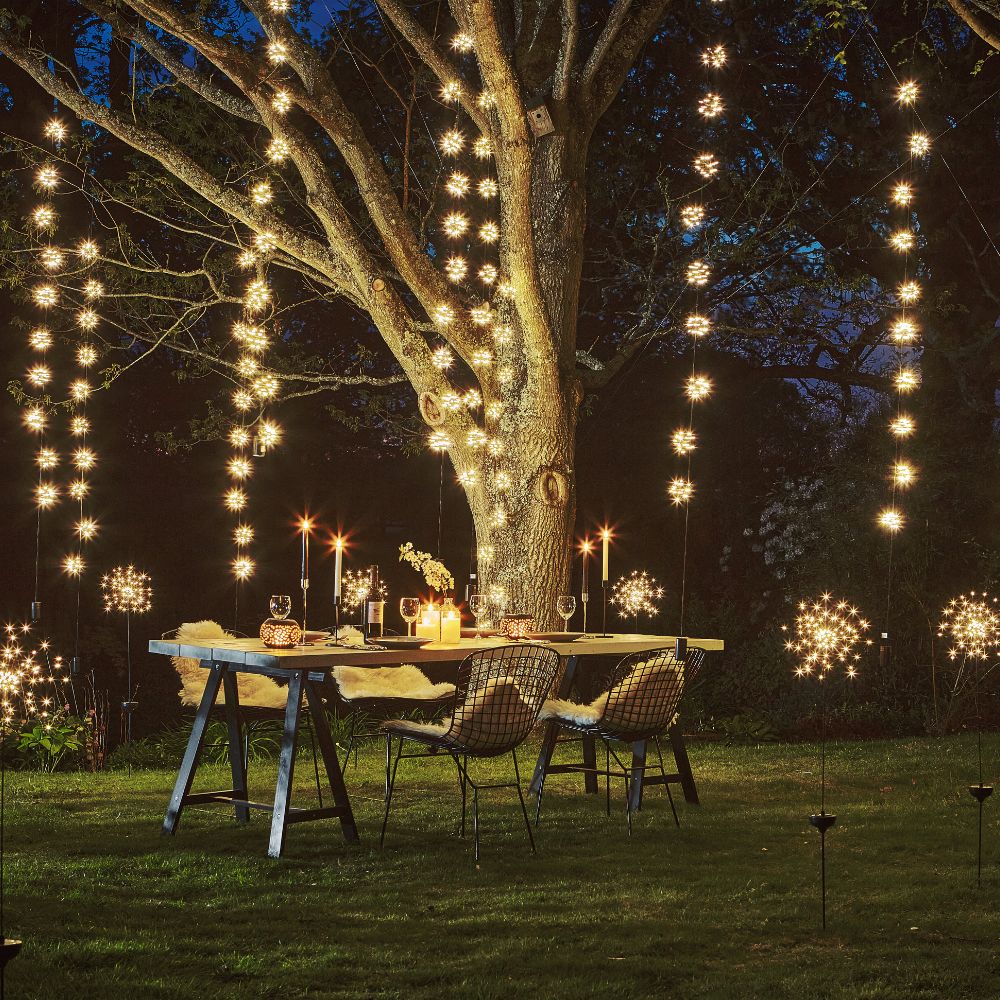Lumina Outdoor Starburst Chain Lights - Solar Powered