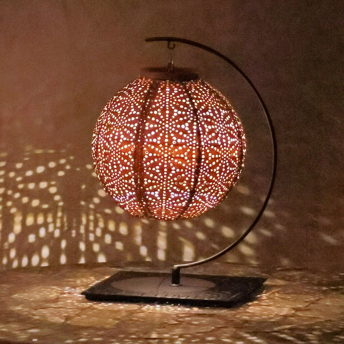 Lumiz Metal Table Circle