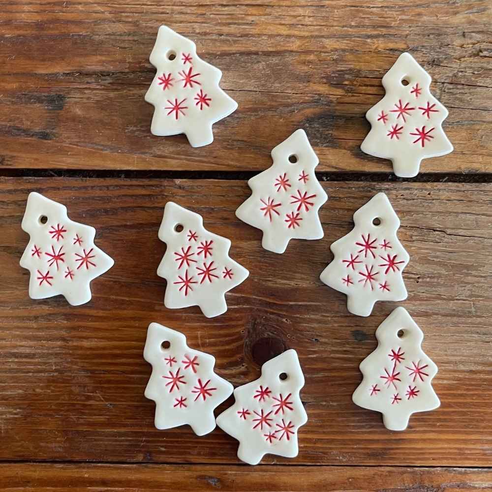 Paper Boat Press Mini Ceramic Decoration - Christmas Tree (One)