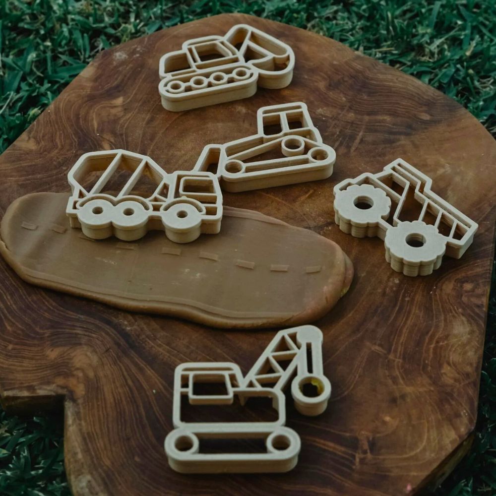 Cookie Cutter / Play Dough Cutters Construction (set of 5) + Road Roller