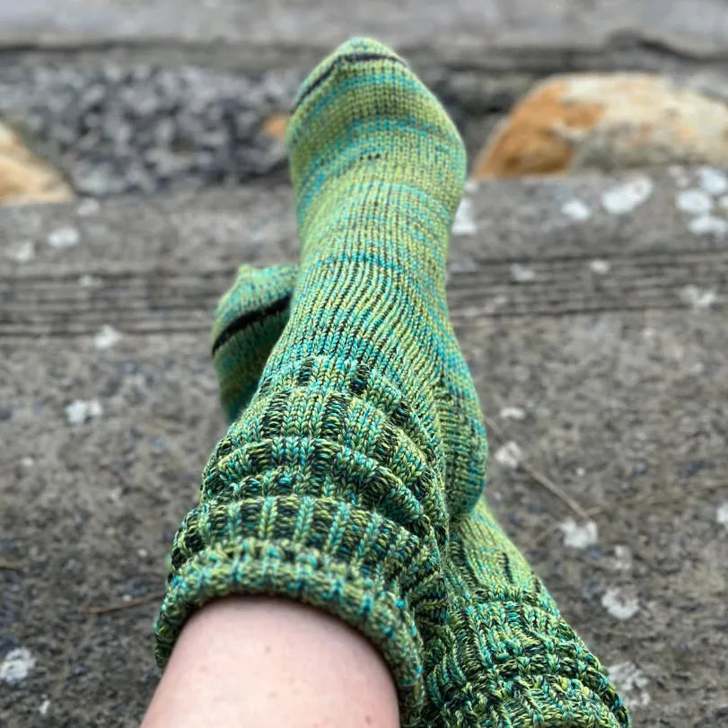 Mongrel Socks Pure Merino Wool Socks - Very Green