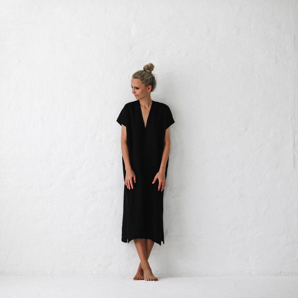 Seaside Tones V Neck Dress Black